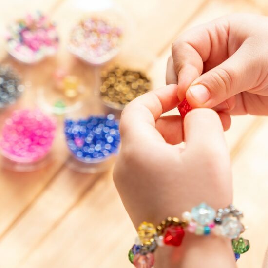 Čokera un aproces izgatavošana individuālā nodarbība